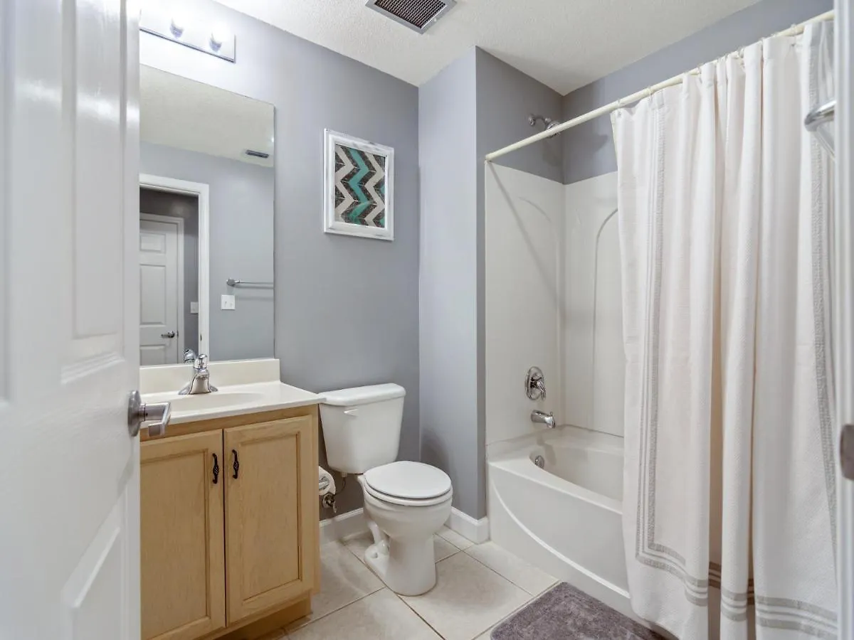 Sterling Reef 1904, 2 Bedroom, Penthouse, Beach Front, Pool, Sleeps 6 Panama City Beach Apartment